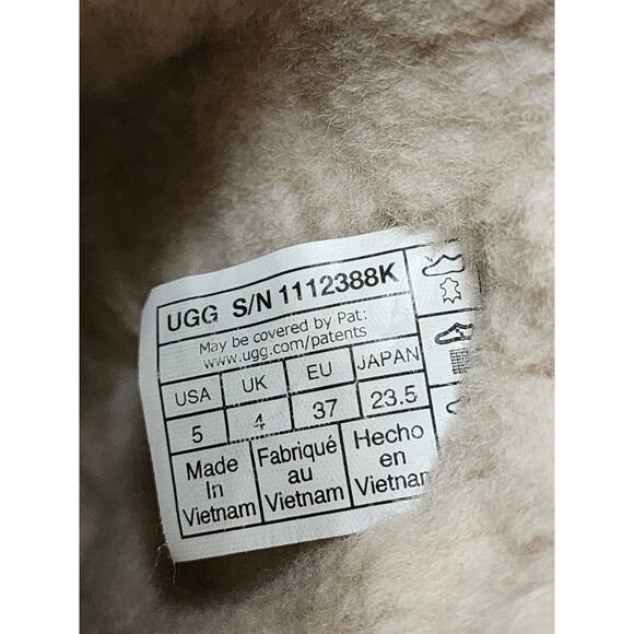 Ugg Women's Sheepskin Classic II Glitter Leopard Snow Beige Tan Boots Size 5 - Picture 10 of 11